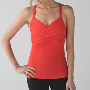 Lululemon wrap it up tank size 6